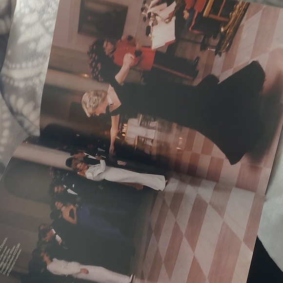 Diana Commemorative Issue,1997 - Picture 12 of 16